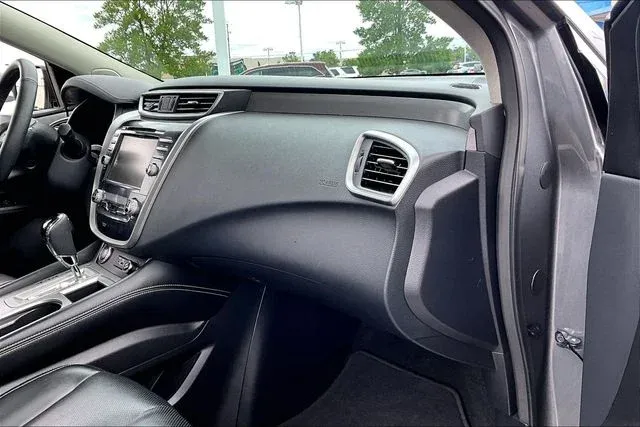 2024 Nissan Murano SL thumbnail 23