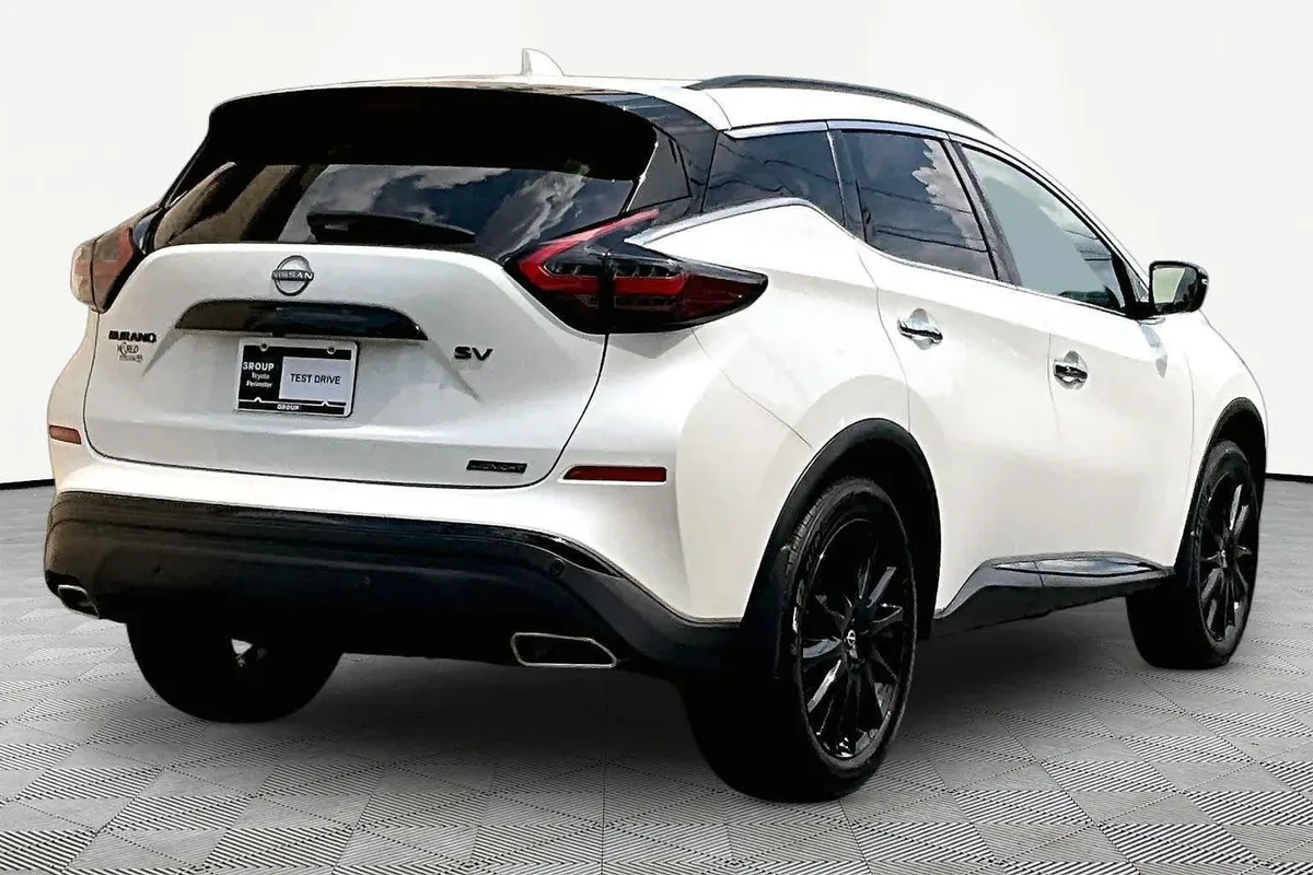 2024 Nissan Murano SV thumbnail 23