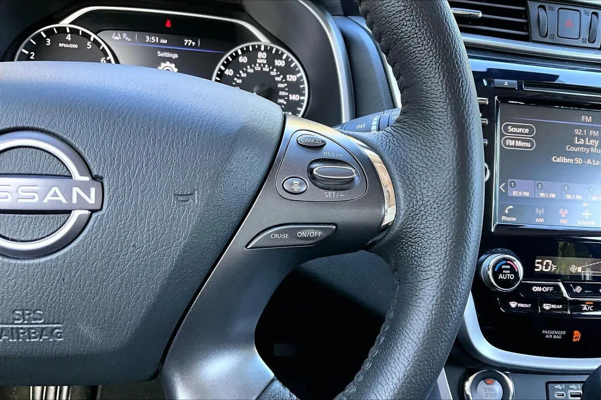 2024 Nissan Murano SV thumbnail 41