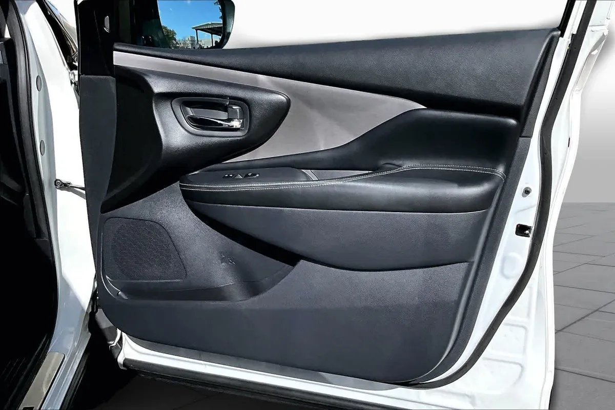 2024 Nissan Murano SV thumbnail 44