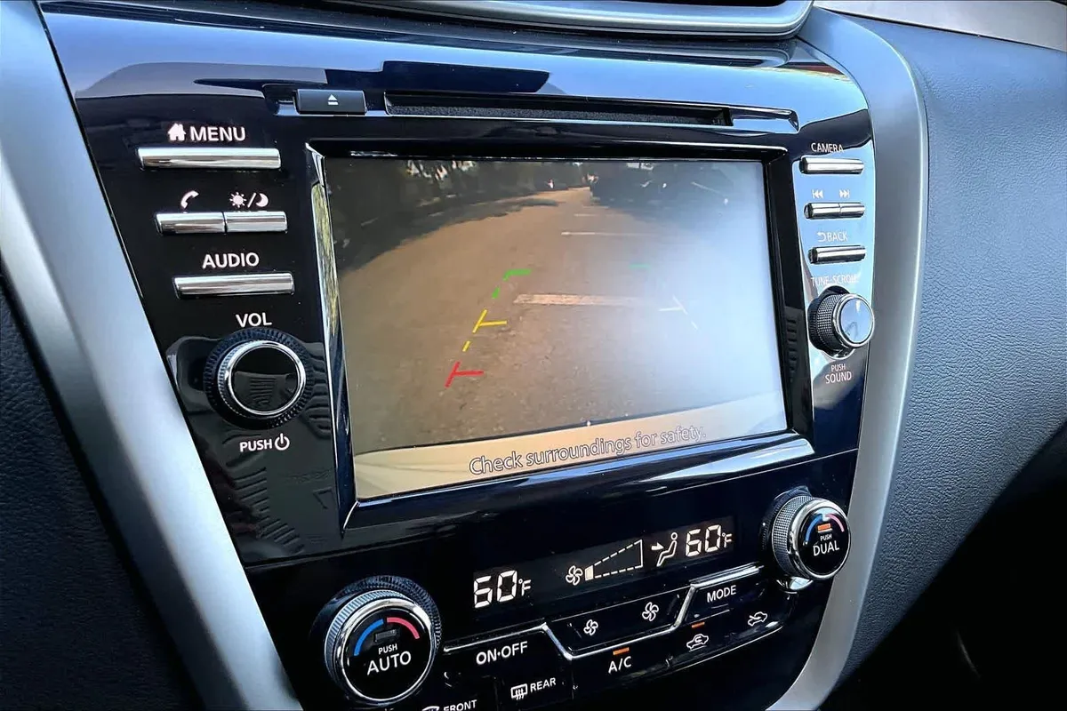 2024 Nissan Murano SV thumbnail 45