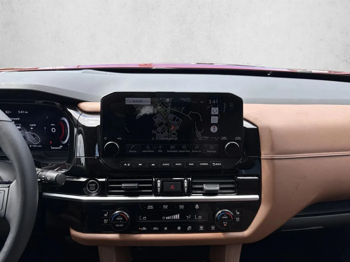 2024 Nissan Pathfinder Platinum thumbnail 13