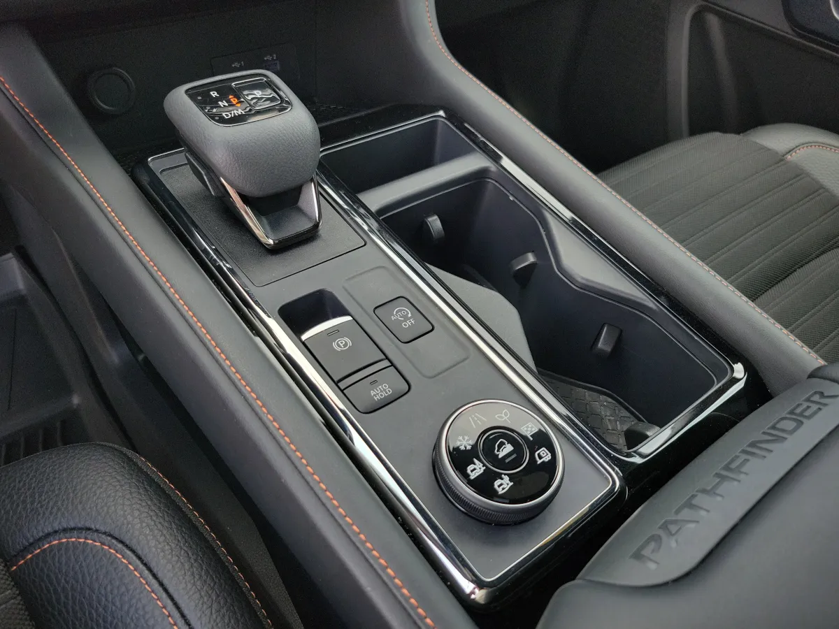 2024 Nissan Pathfinder Rock Creek thumbnail 14