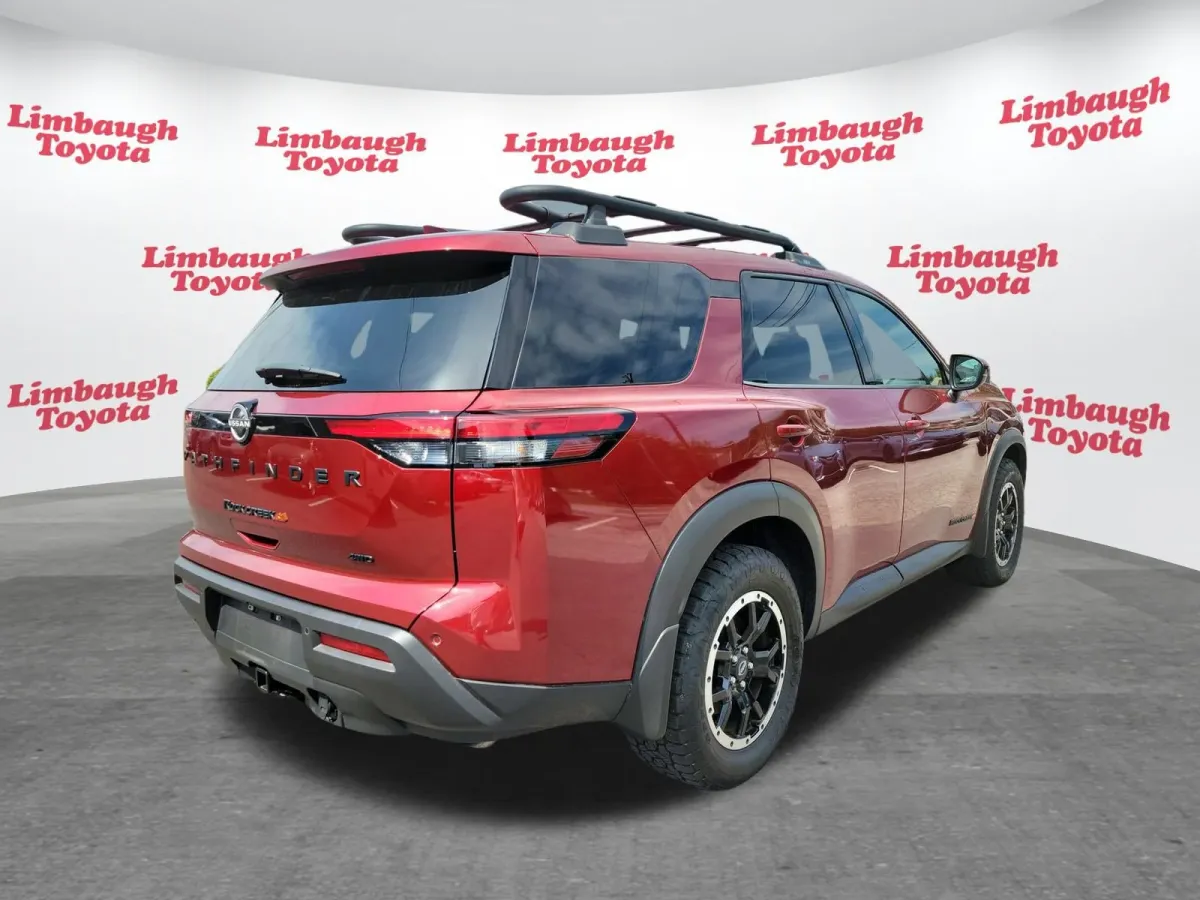 2024 Nissan Pathfinder Rock Creek thumbnail 26