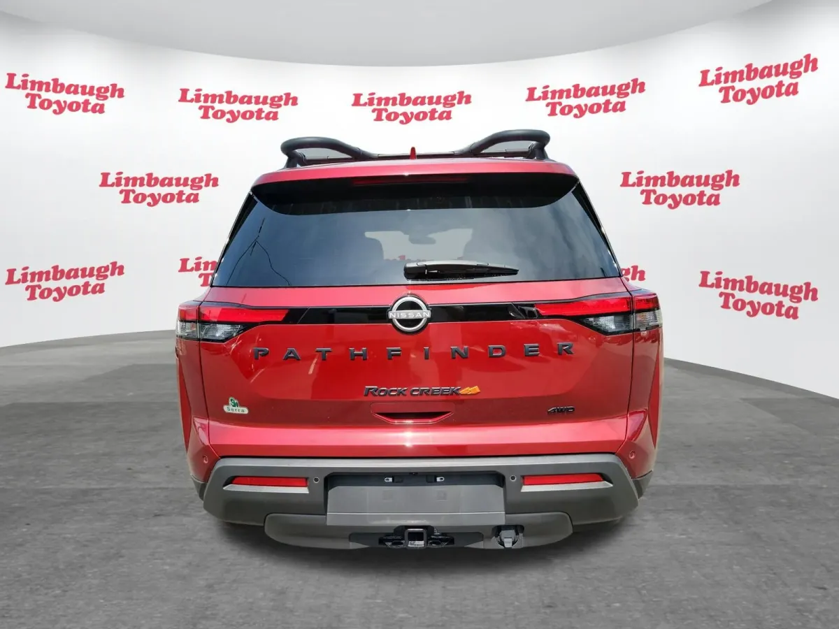2024 Nissan Pathfinder Rock Creek thumbnail 27