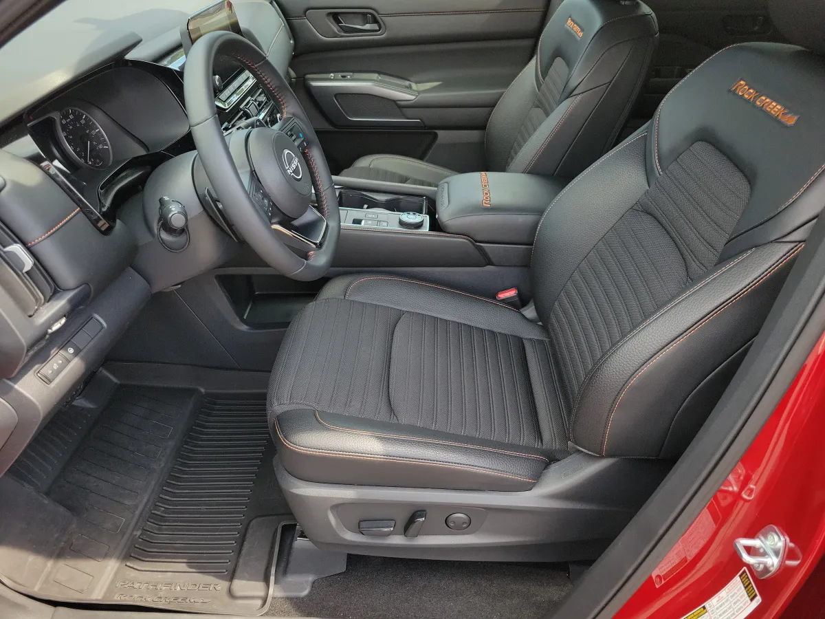 2024 Nissan Pathfinder Rock Creek thumbnail 5