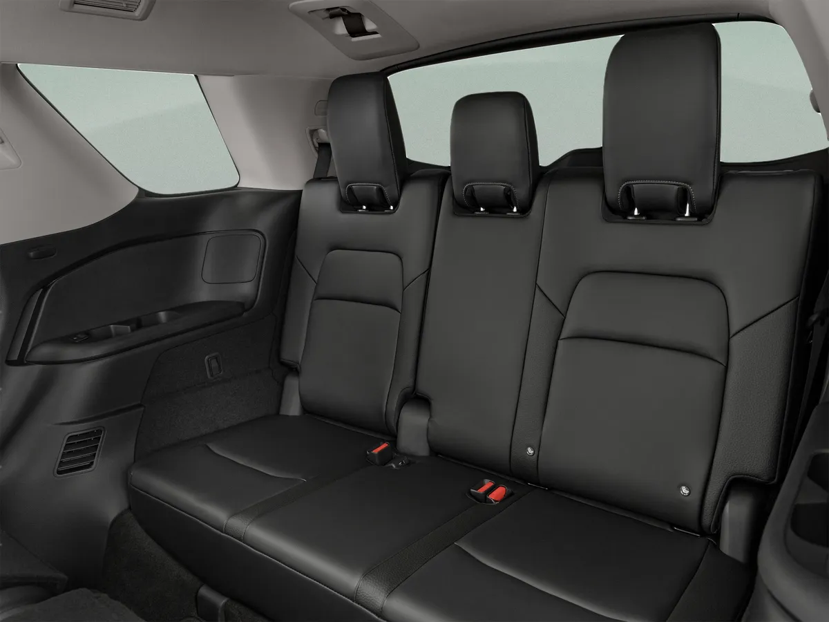 2024 Nissan Pathfinder SL thumbnail 18