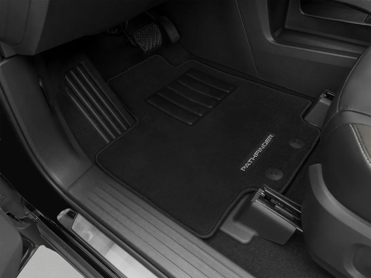 2024 Nissan Pathfinder SL thumbnail 38