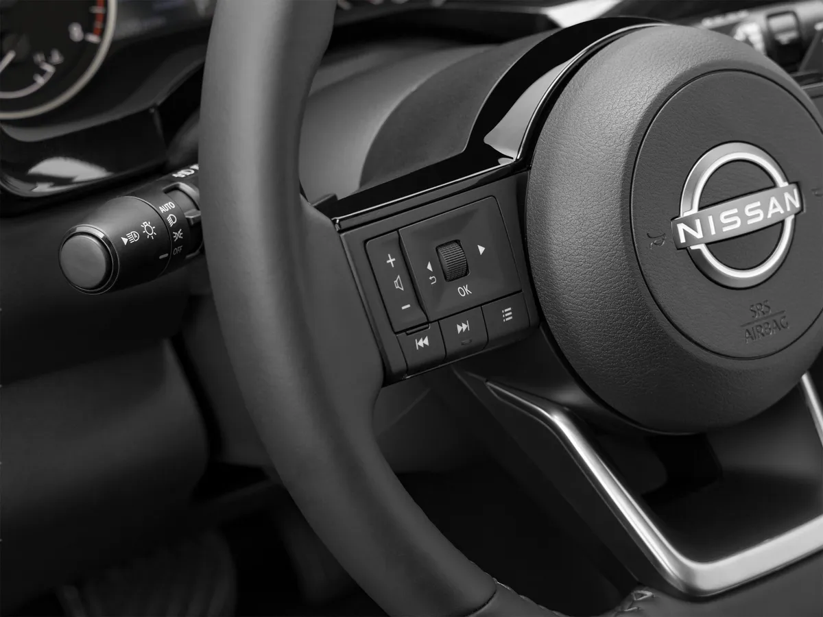 2024 Nissan Pathfinder SL thumbnail 45