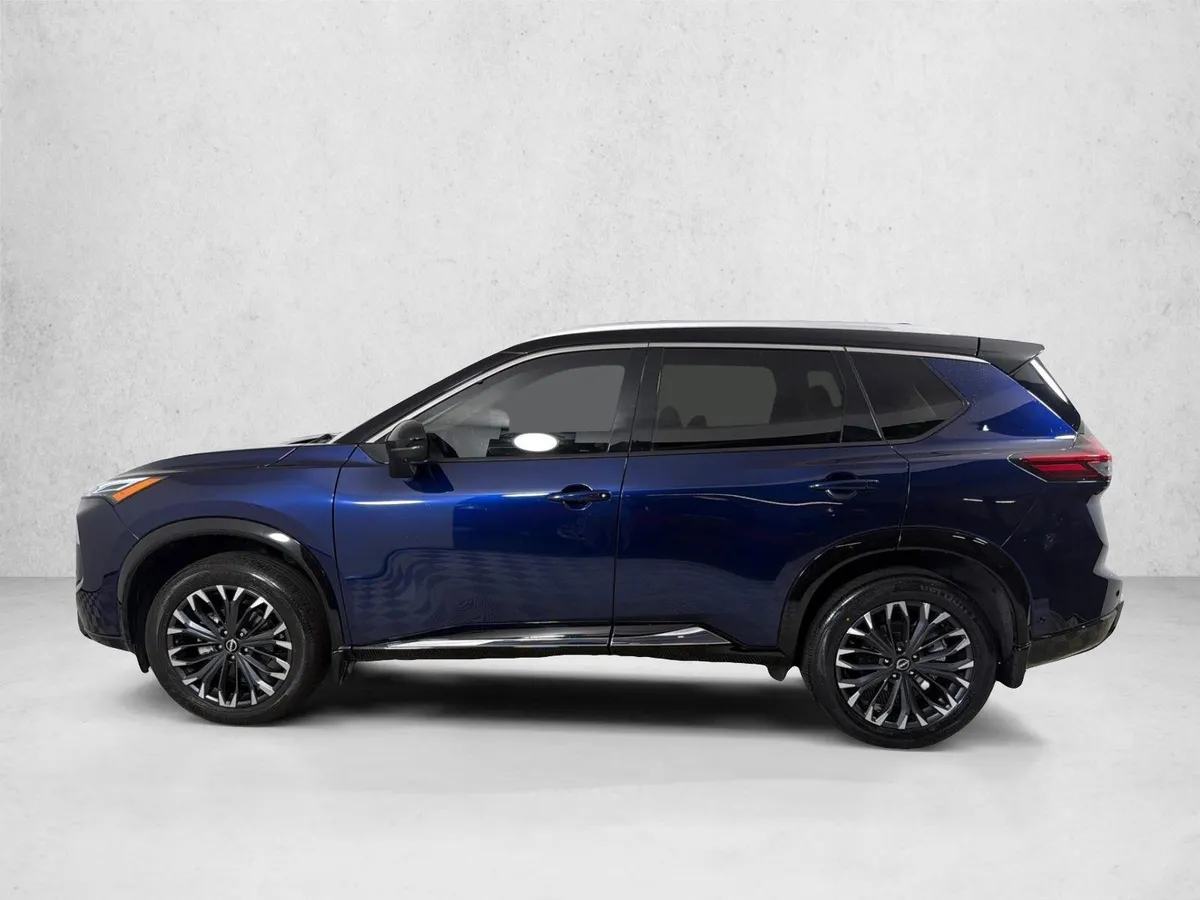 2024 Nissan Rogue Platinum thumbnail 8