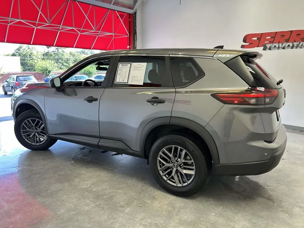 2024 Nissan Rogue S thumbnail 6