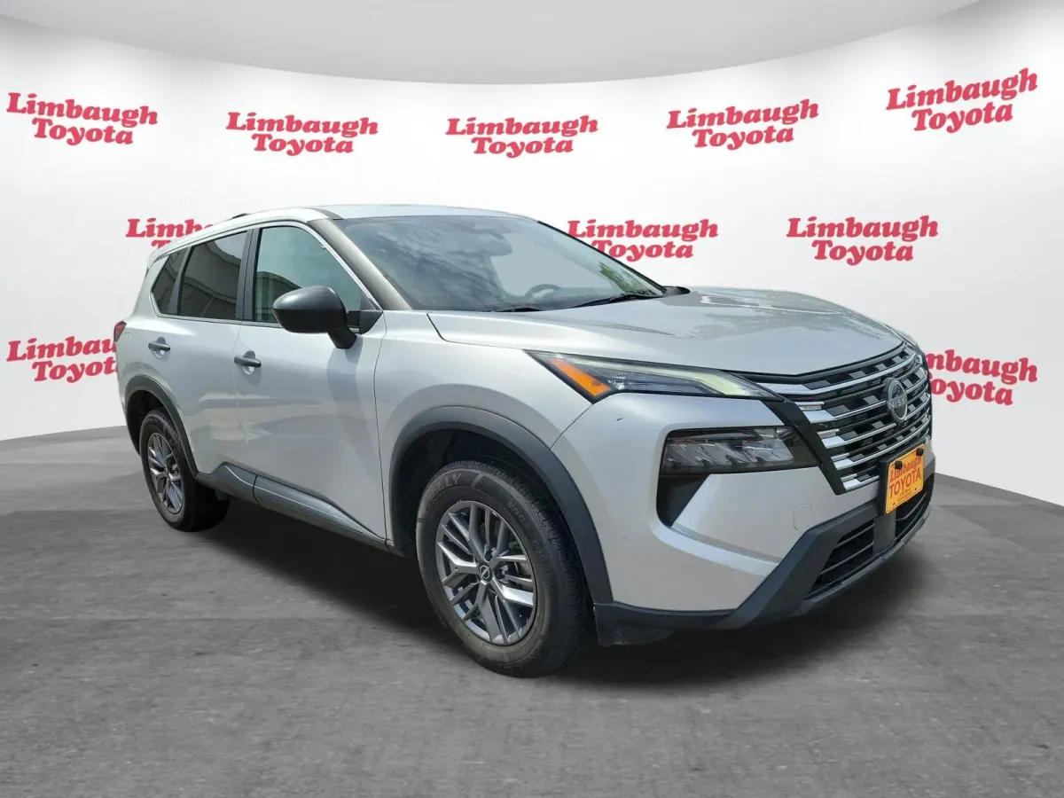 2024 Nissan Rogue S thumbnail 18