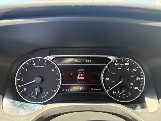 2024 Nissan Rogue S thumbnail 32