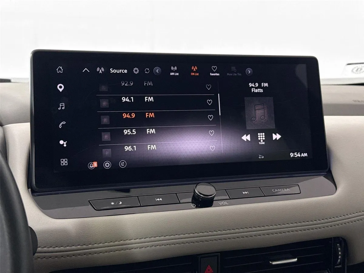2024 Nissan Rogue SL thumbnail 22