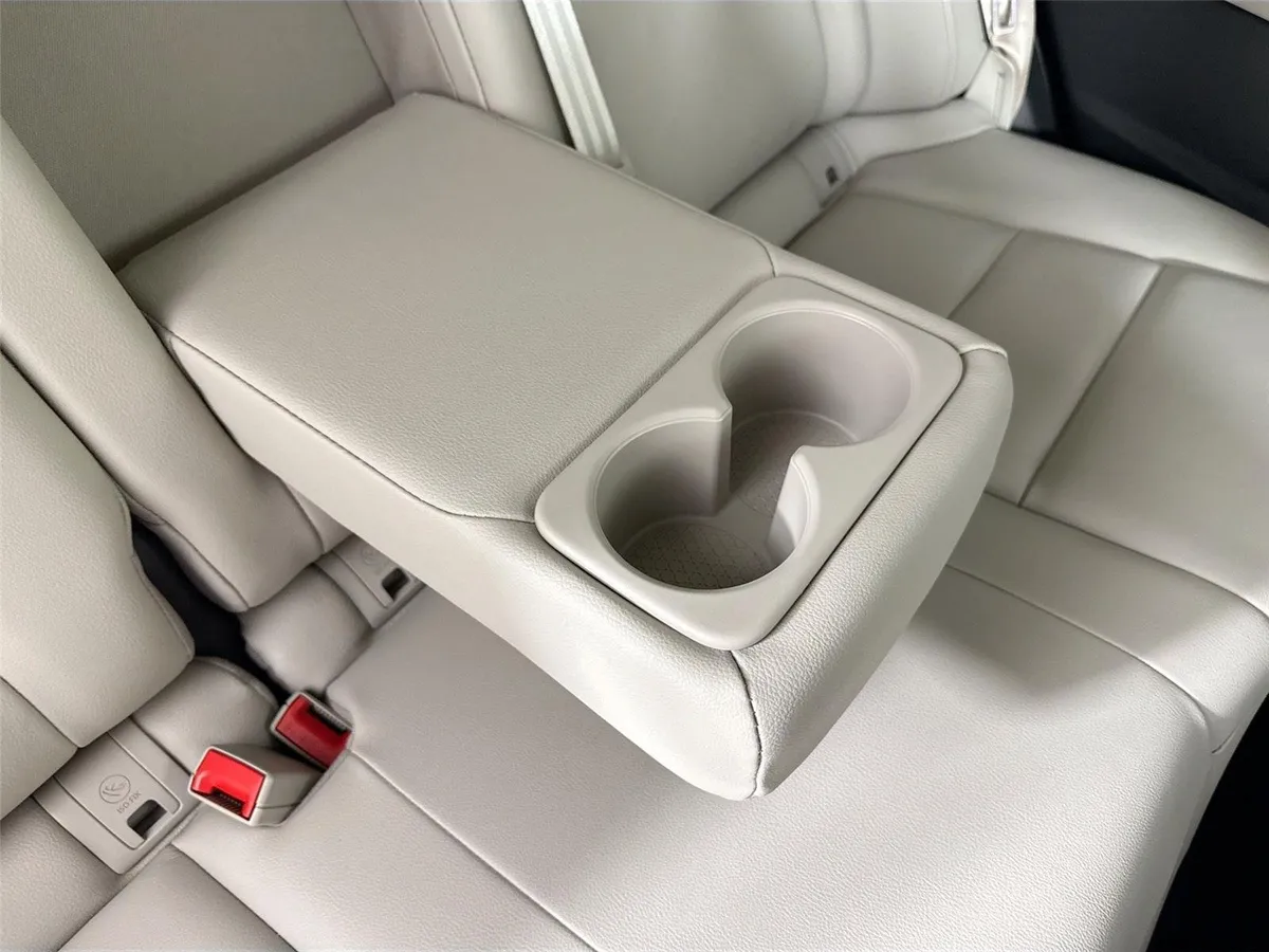 2024 Nissan Rogue SL thumbnail 40