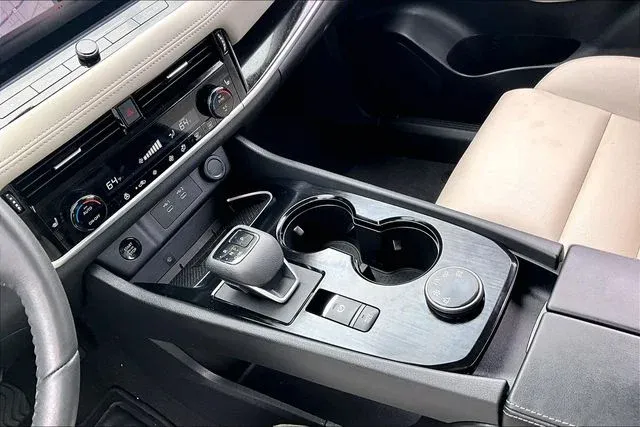 2024 Nissan Rogue SL thumbnail 15