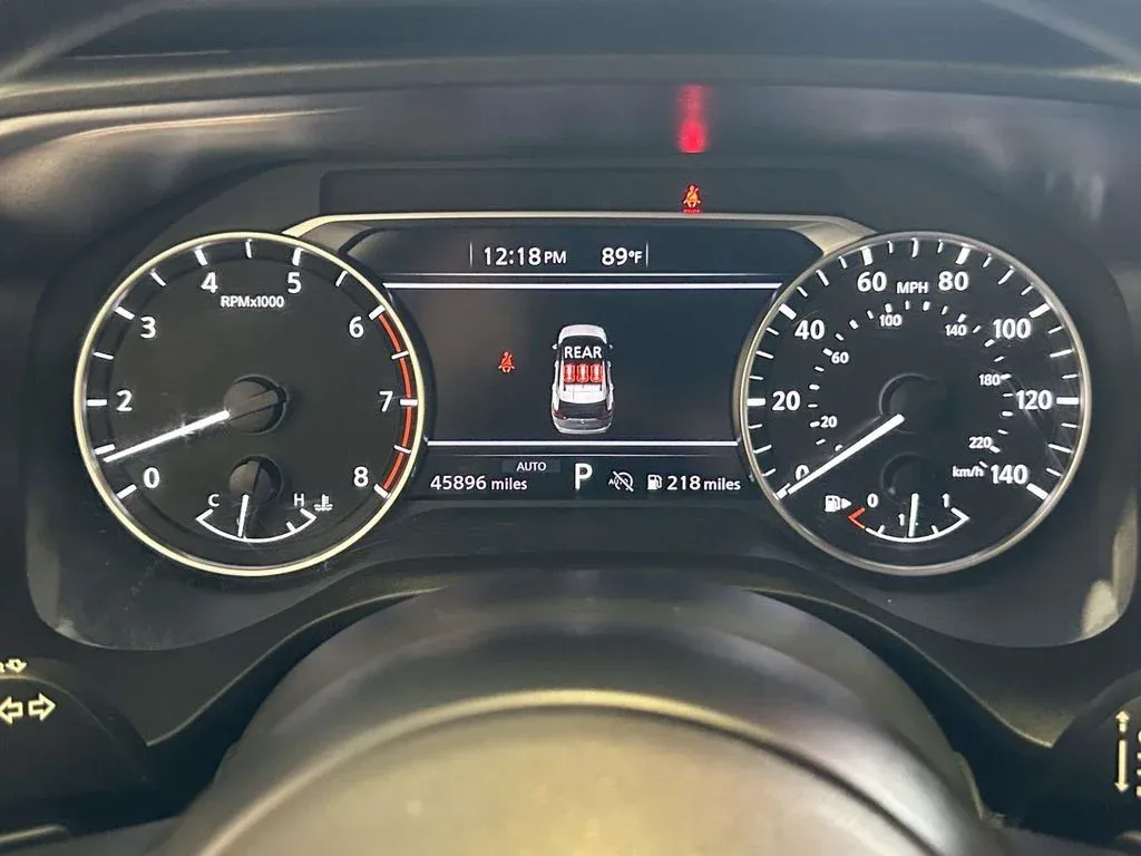 2024 Nissan Rogue SV thumbnail 28