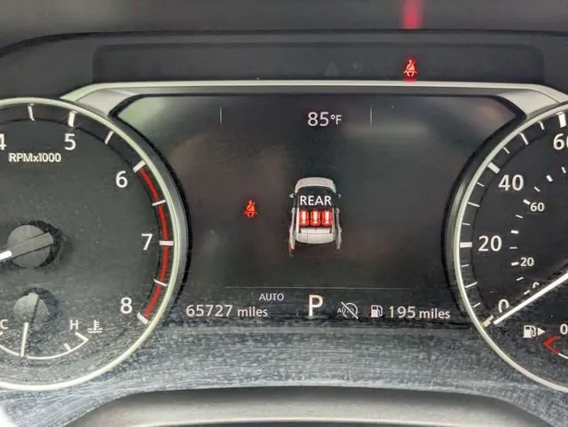 2024 Nissan Rogue SV thumbnail 23