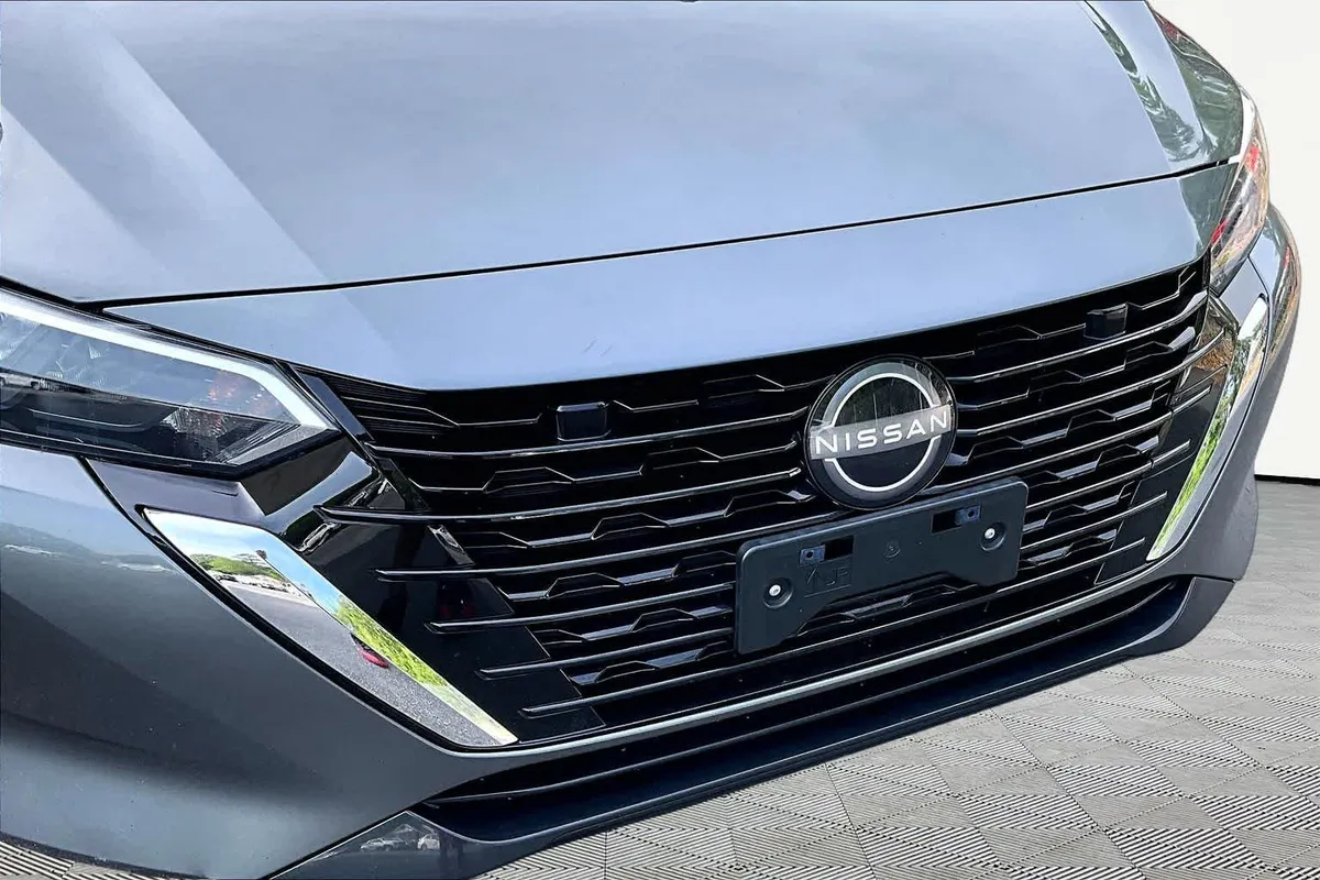 2024 Nissan Sentra S thumbnail 28