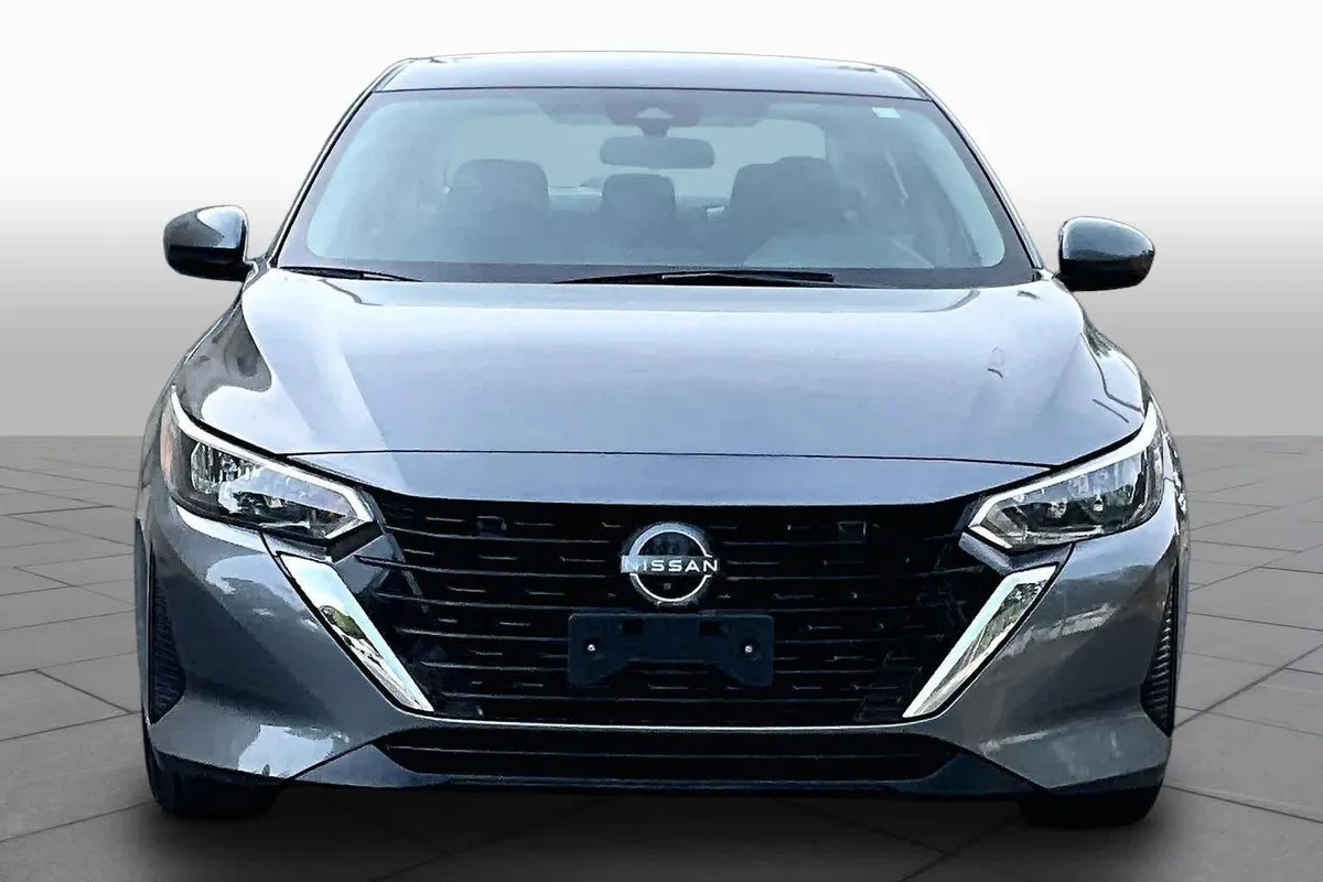 2024 Nissan Sentra S thumbnail 4