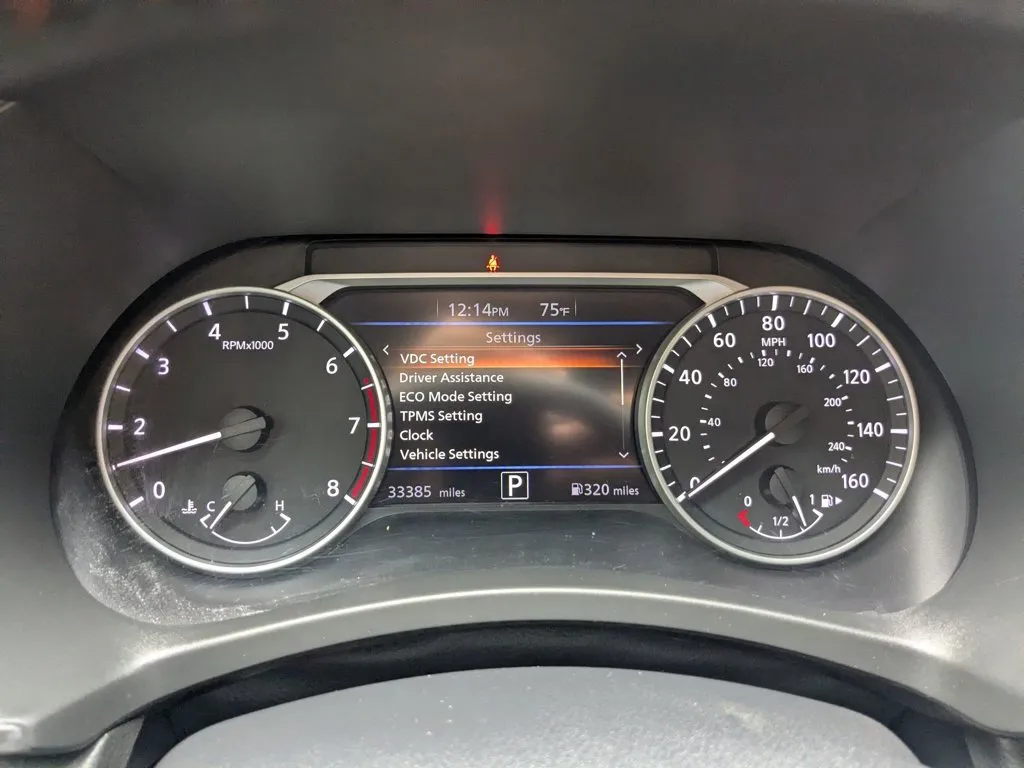 2024 Nissan Sentra SR thumbnail 15