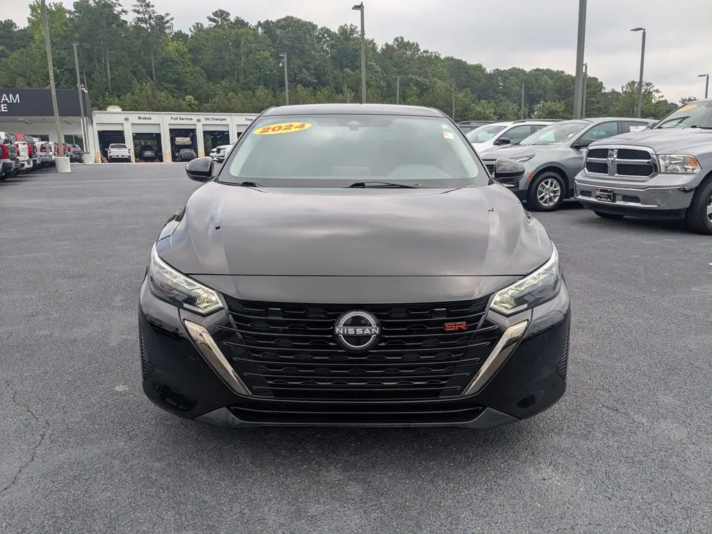 2024 Nissan Sentra SR thumbnail 2