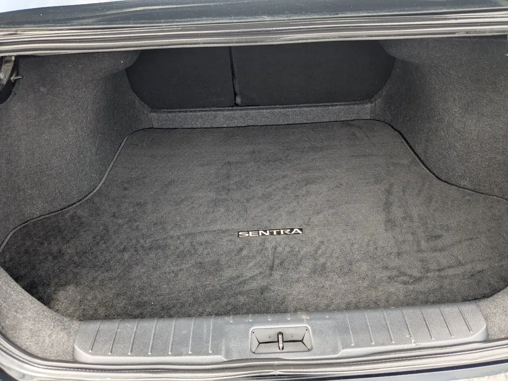 2024 Nissan Sentra SR thumbnail 24
