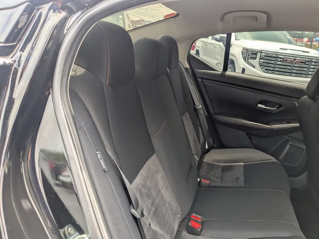 2024 Nissan Sentra SR thumbnail 25
