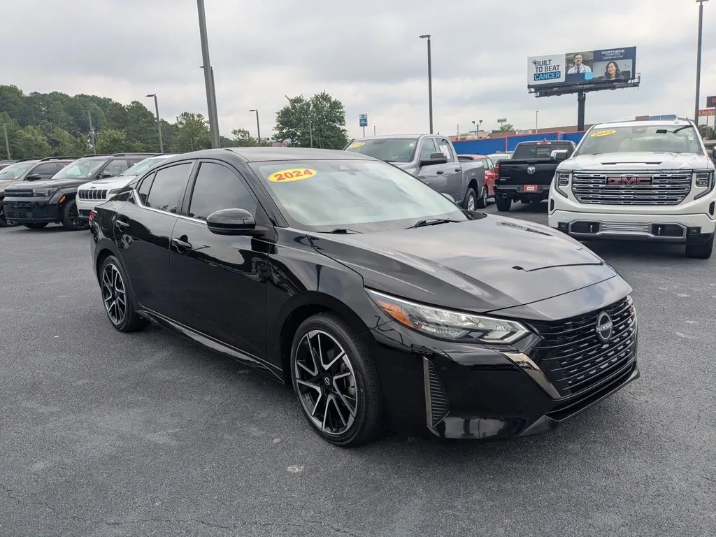 2024 Nissan Sentra SR thumbnail 3