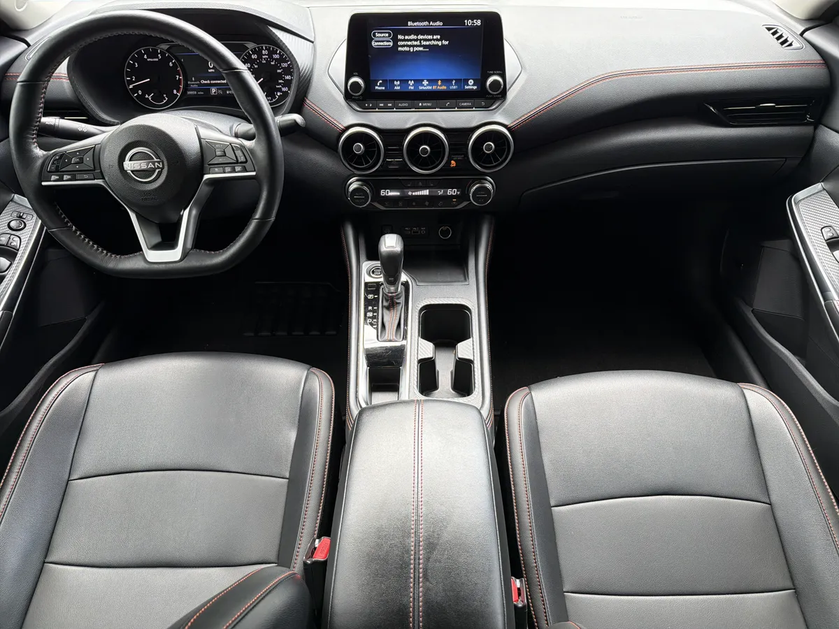 2024 Nissan Sentra SR thumbnail 3