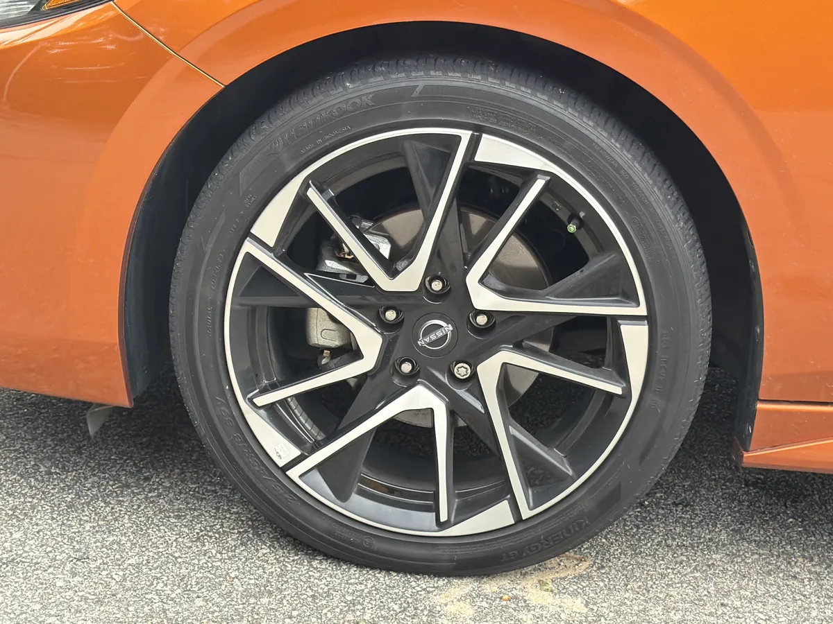 2024 Nissan Sentra SR thumbnail 31