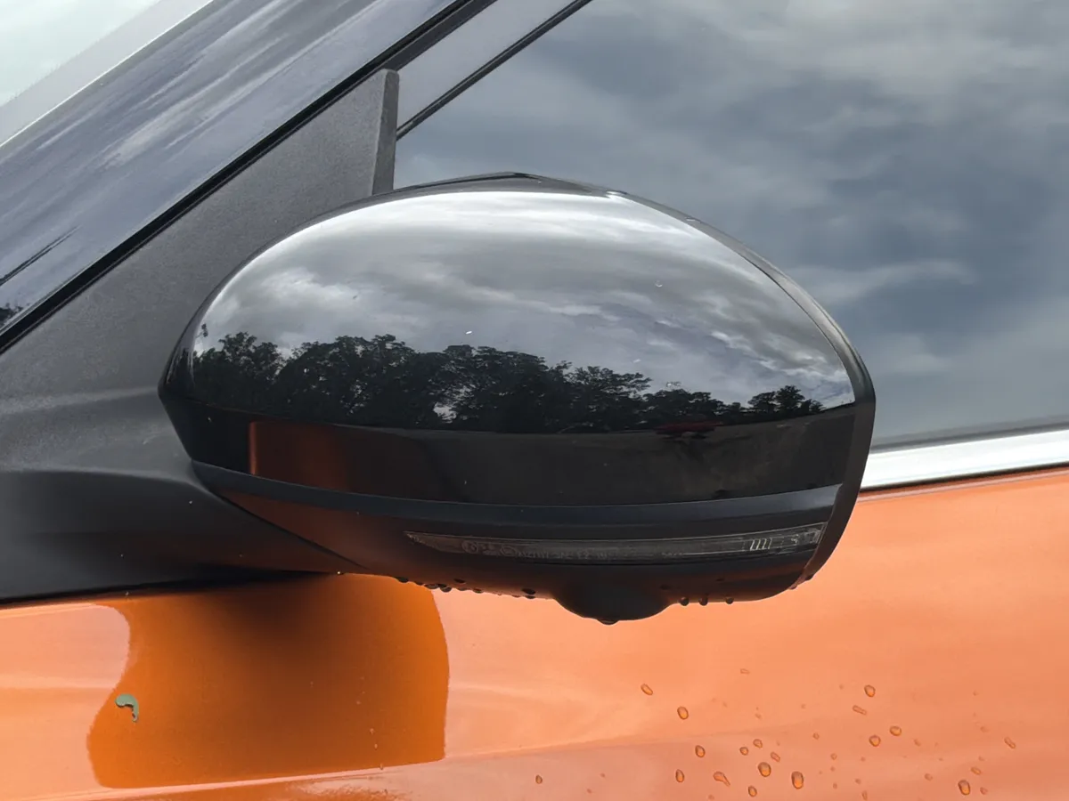 2024 Nissan Sentra SR thumbnail 32