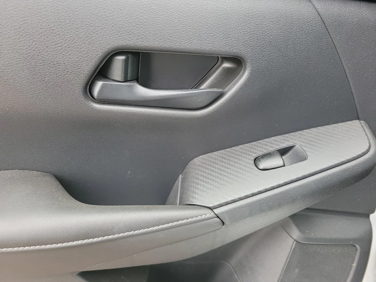 2024 Nissan Sentra SV thumbnail 23