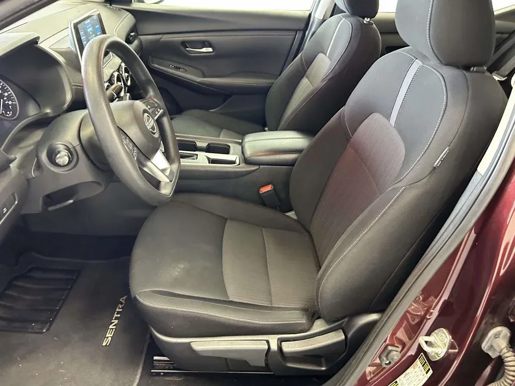 2024 Nissan Sentra SV thumbnail 15