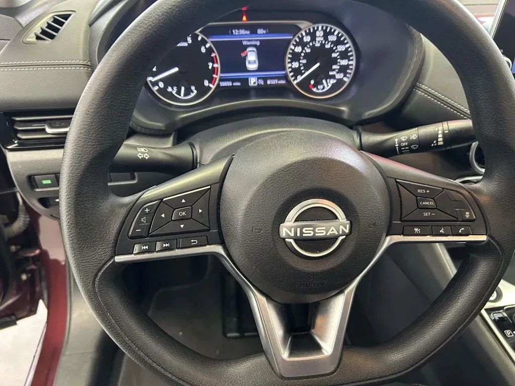 2024 Nissan Sentra SV thumbnail 19
