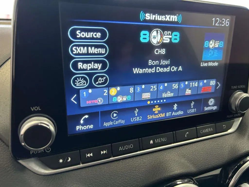 2024 Nissan Sentra SV thumbnail 24