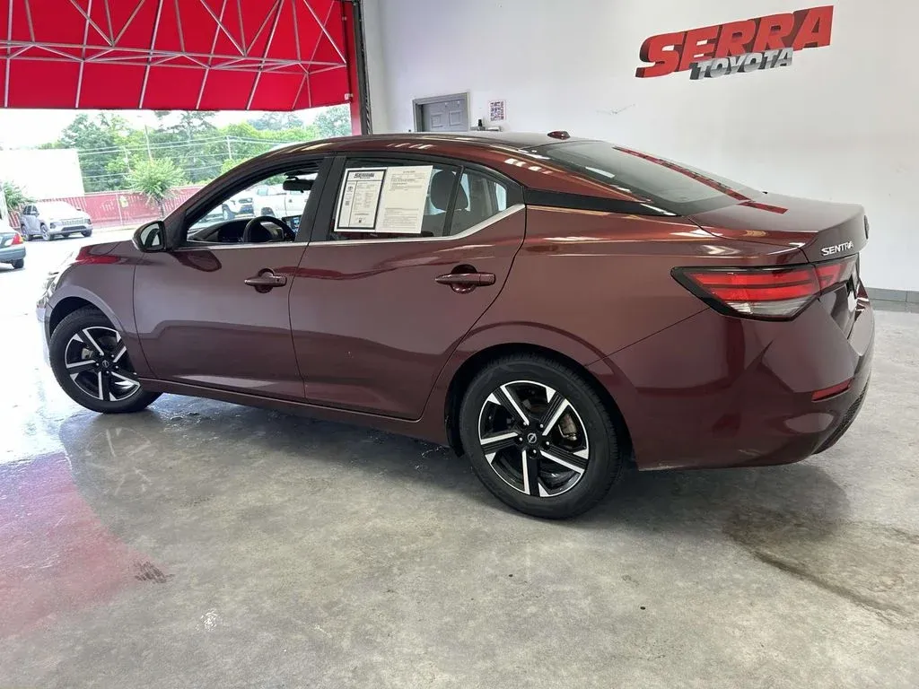 2024 Nissan Sentra SV thumbnail 6