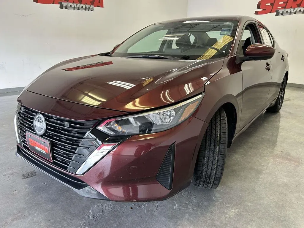 2024 Nissan Sentra SV thumbnail 7