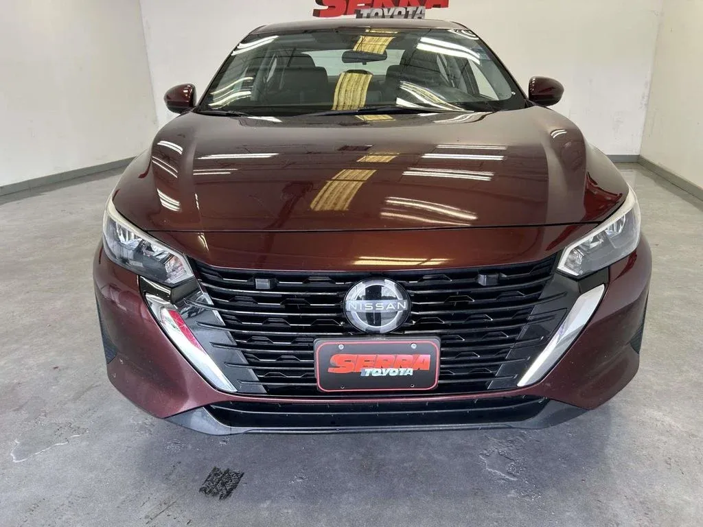 2024 Nissan Sentra SV thumbnail 8