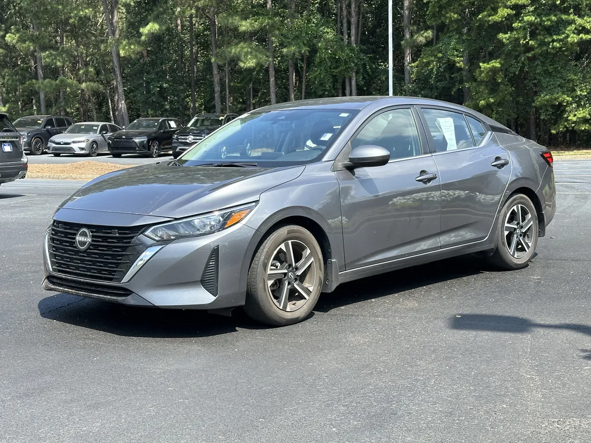 2024 Nissan Sentra SV CVT thumbnail 5