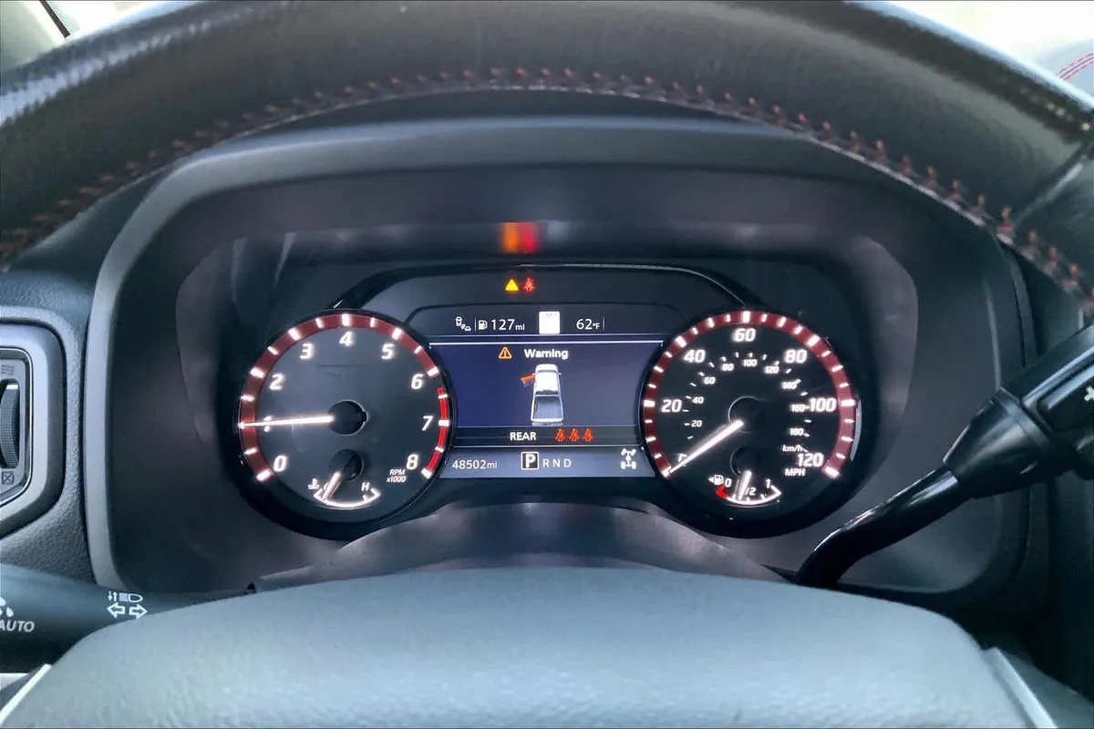 2024 Nissan Titan PRO-4X thumbnail 25