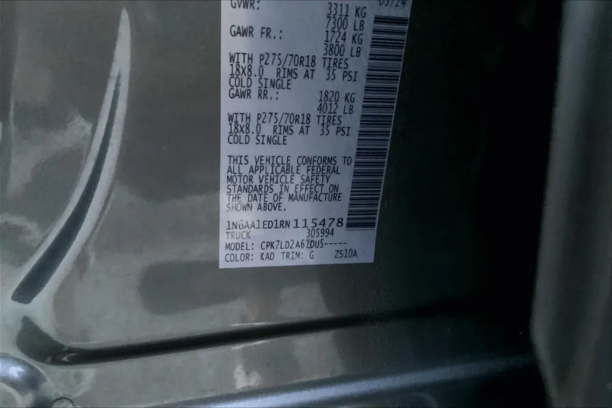 2024 Nissan Titan PRO-4X thumbnail 31
