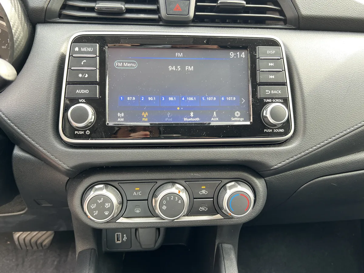 2024 Nissan Versa S thumbnail 22