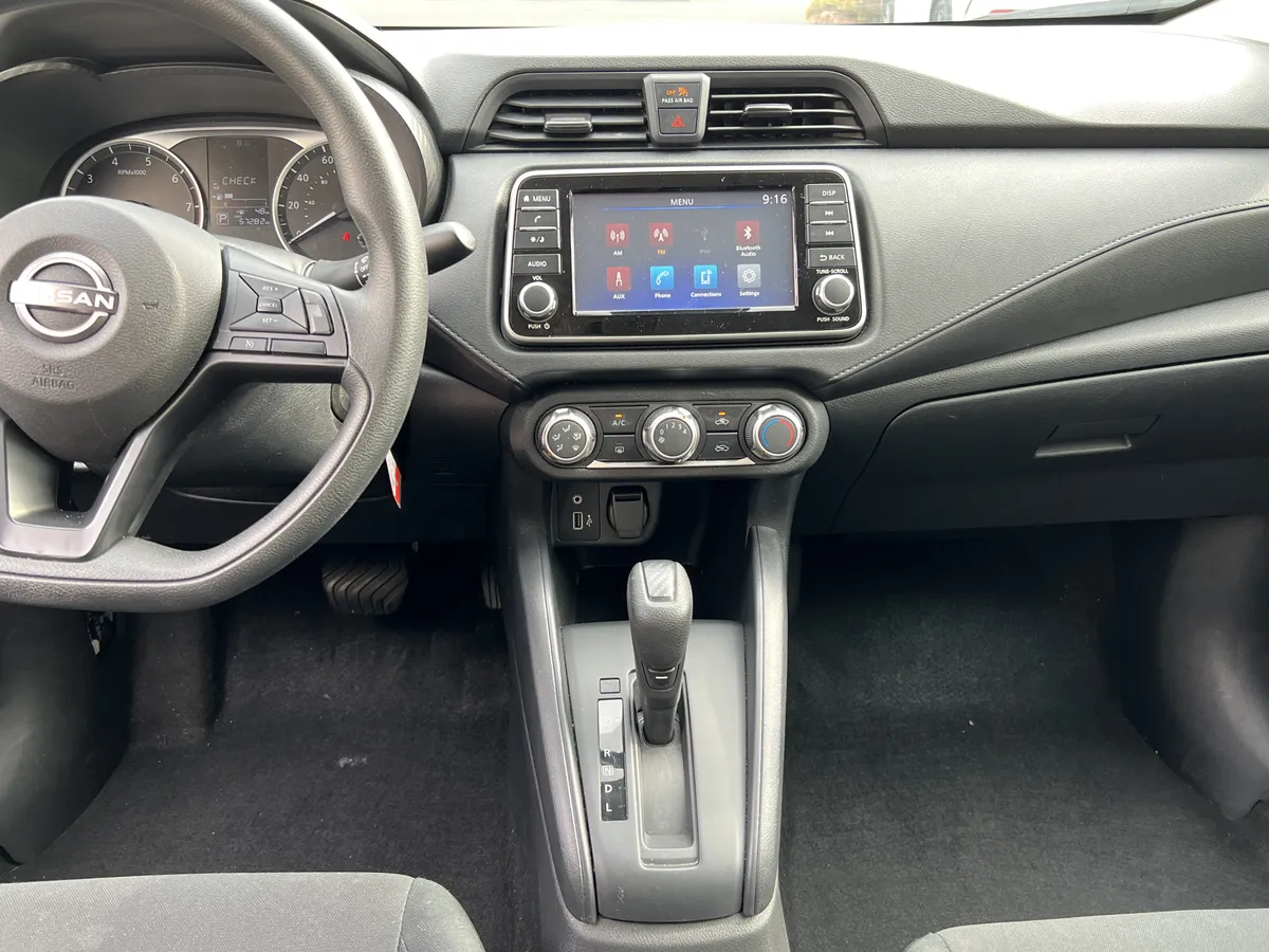 2024 Nissan Versa S thumbnail 28