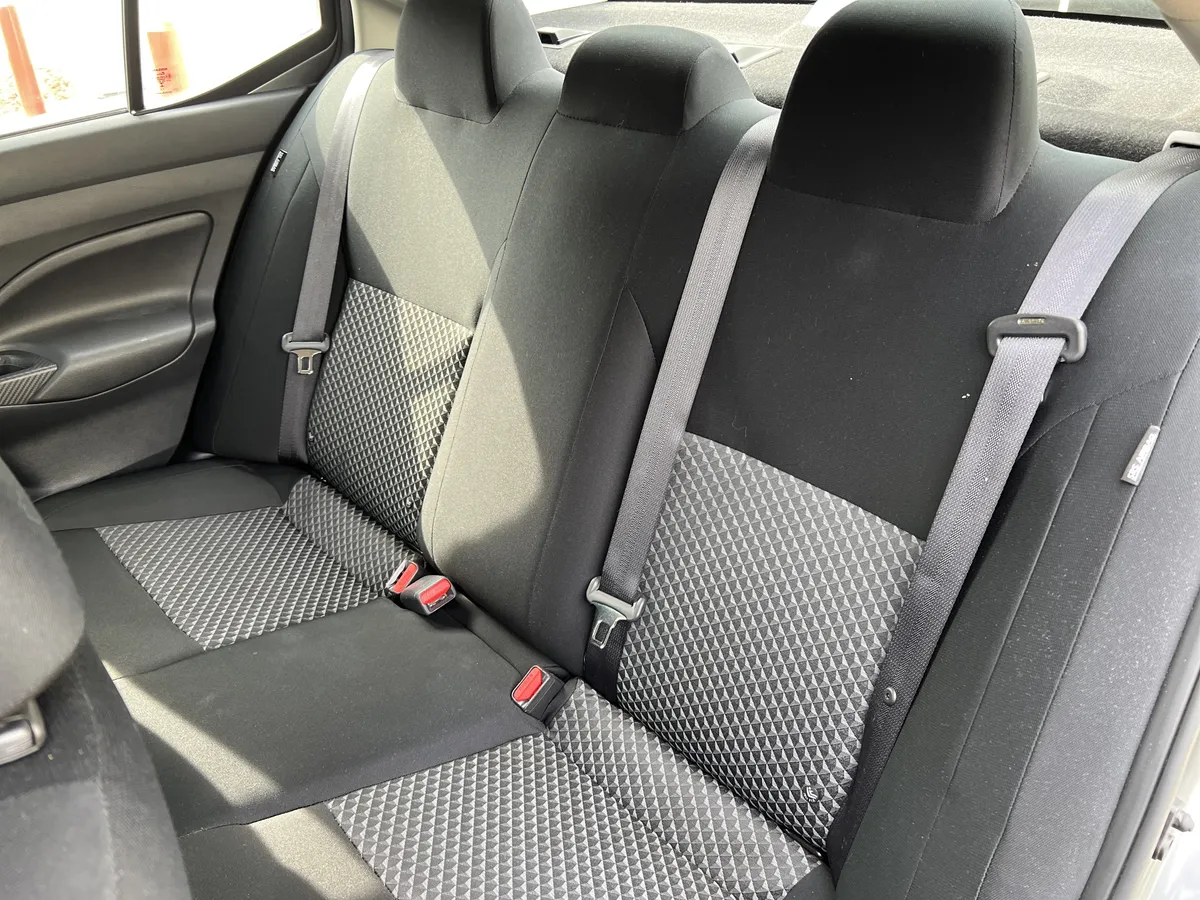 2024 Nissan Versa S thumbnail 29