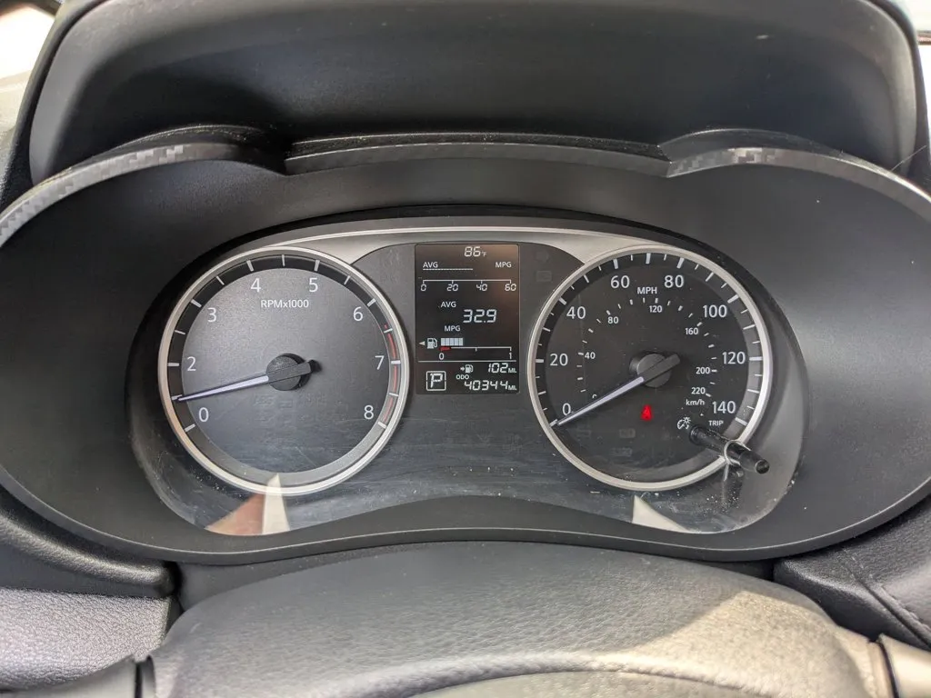 2024 Nissan Versa S thumbnail 15
