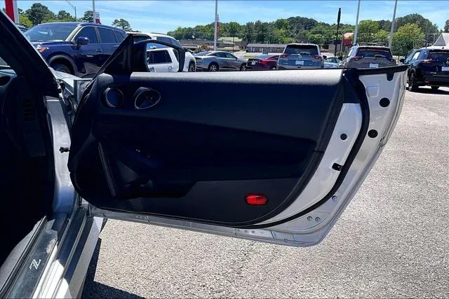 2024 Nissan Z Sport thumbnail 19