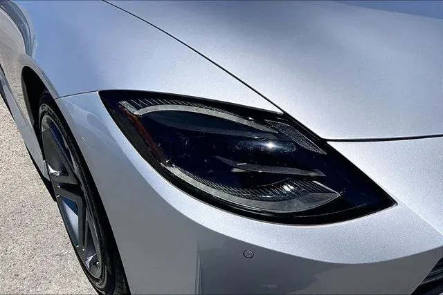 2024 Nissan Z Sport thumbnail 23