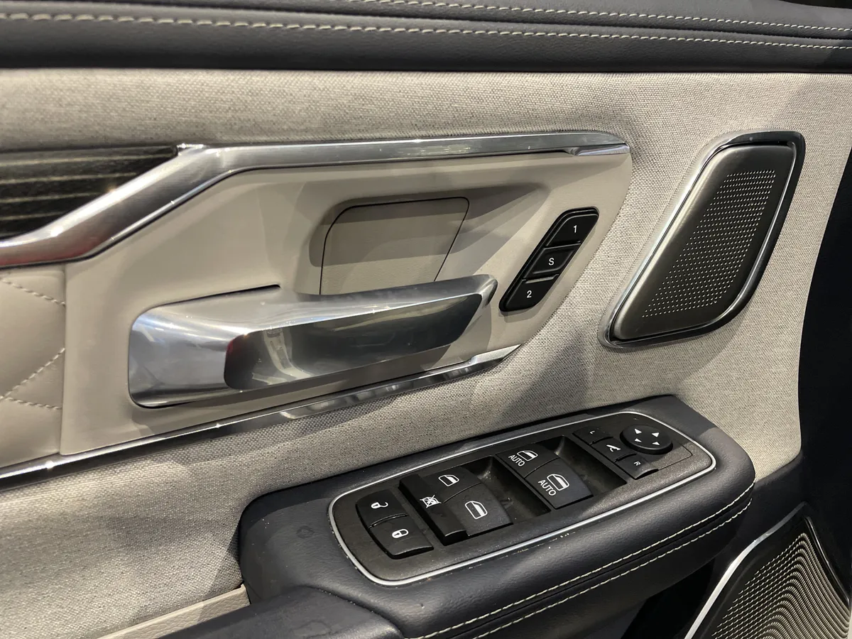 2024 Ram 1500 Limited thumbnail 14