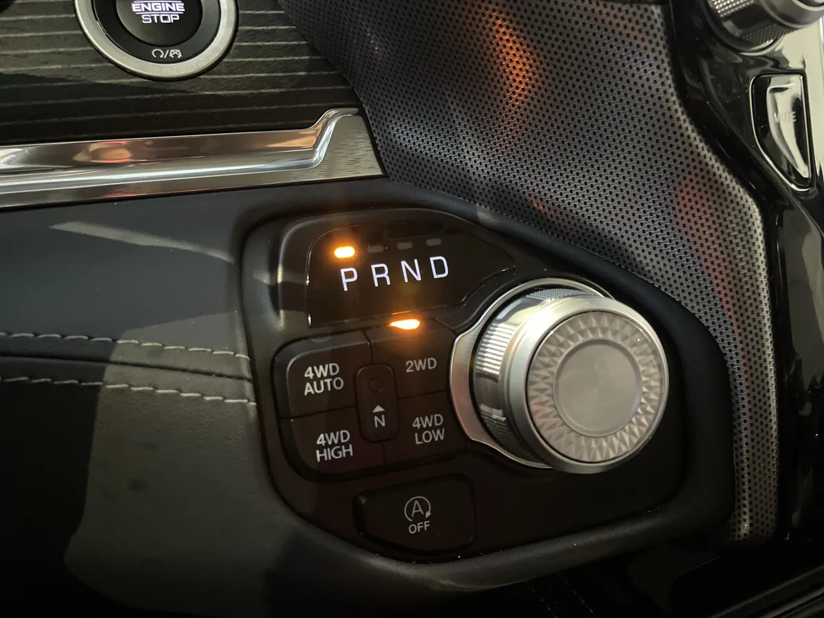 2024 Ram 1500 Limited thumbnail 29